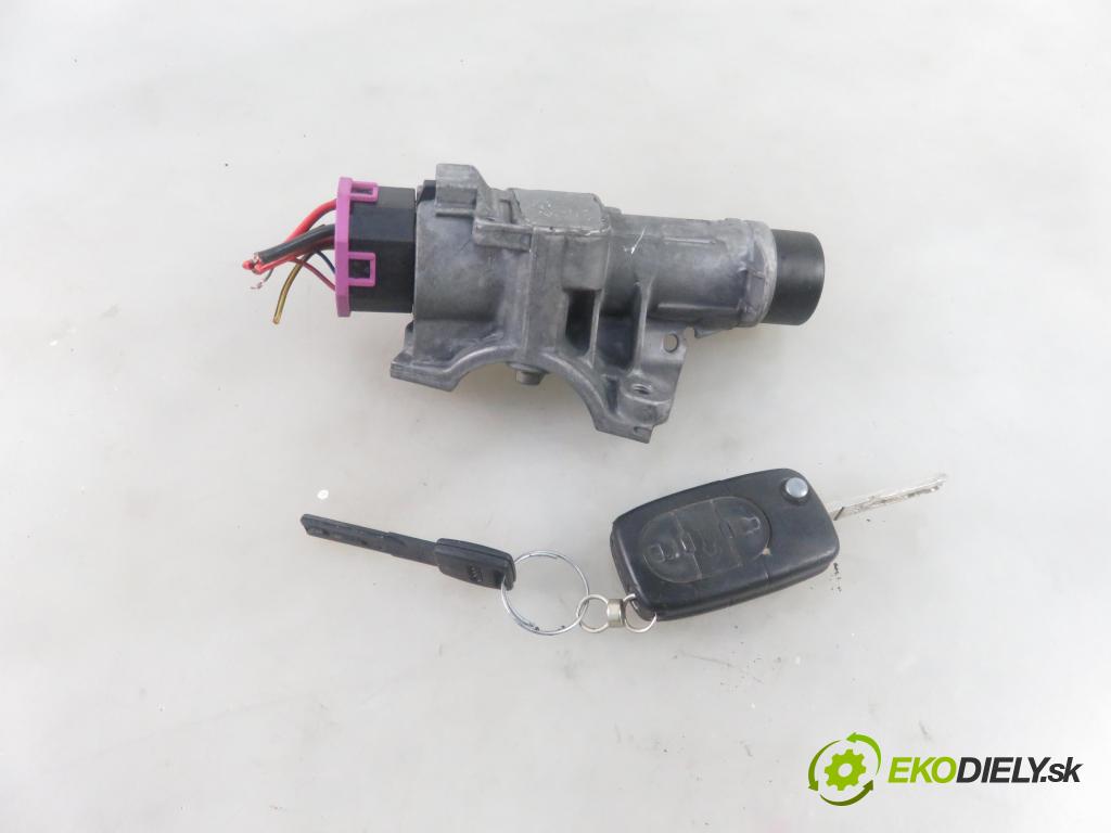 AUDI A4 Avant (8E5, B6) KOMBI 2001 96,00 1.9 TDI - AWX 1896,00 spinačka 4B0905851C (Spínacie skrinky a kľúče)