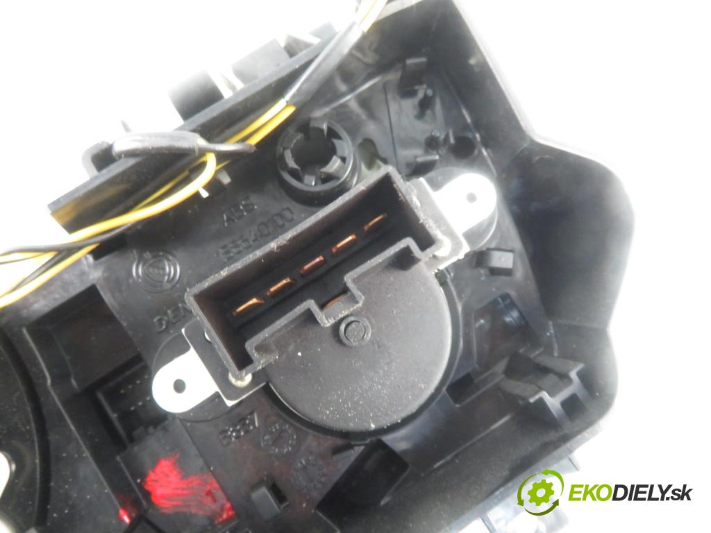 FIAT IDEA (350_) HB 2004 0,00 1.3 D Multijet - 188 A9.000 1248,00 Panel topení KLIMATIZACE: