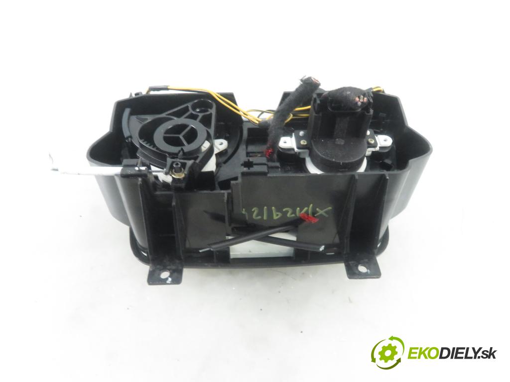 FIAT IDEA (350_) HB 2004 0,00 1.3 D Multijet - 188 A9.000 1248,00 Panel topení KLIMATIZACE: