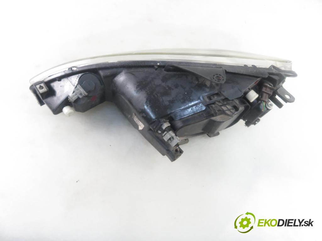 PEUGEOT 206 liftback (2A/C) HB 2002 80,00 1.6 16V - NFU (TU5JP4) 1587,00 Svetlo PP