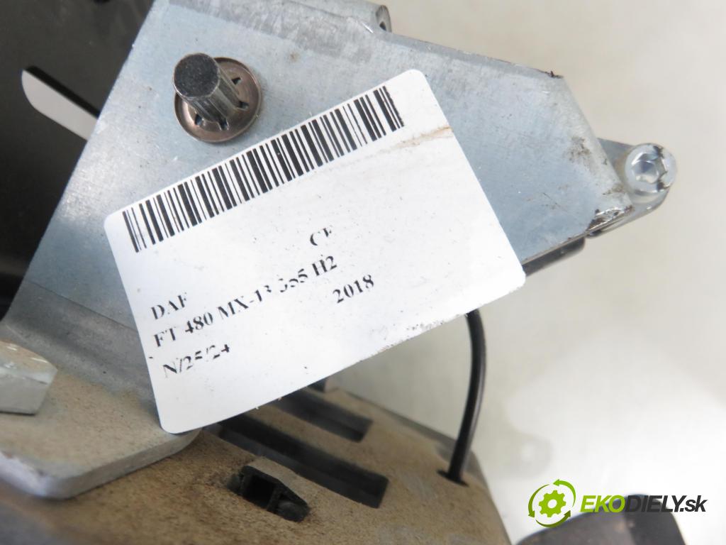 DAF CF CIĄGNIK SIODŁOWY 2018 355,00 FT 480 MX-13 355 H2 12902,00 Hriadeľ, tyč volantu 2121966 (Tyče riadenia (volantu))