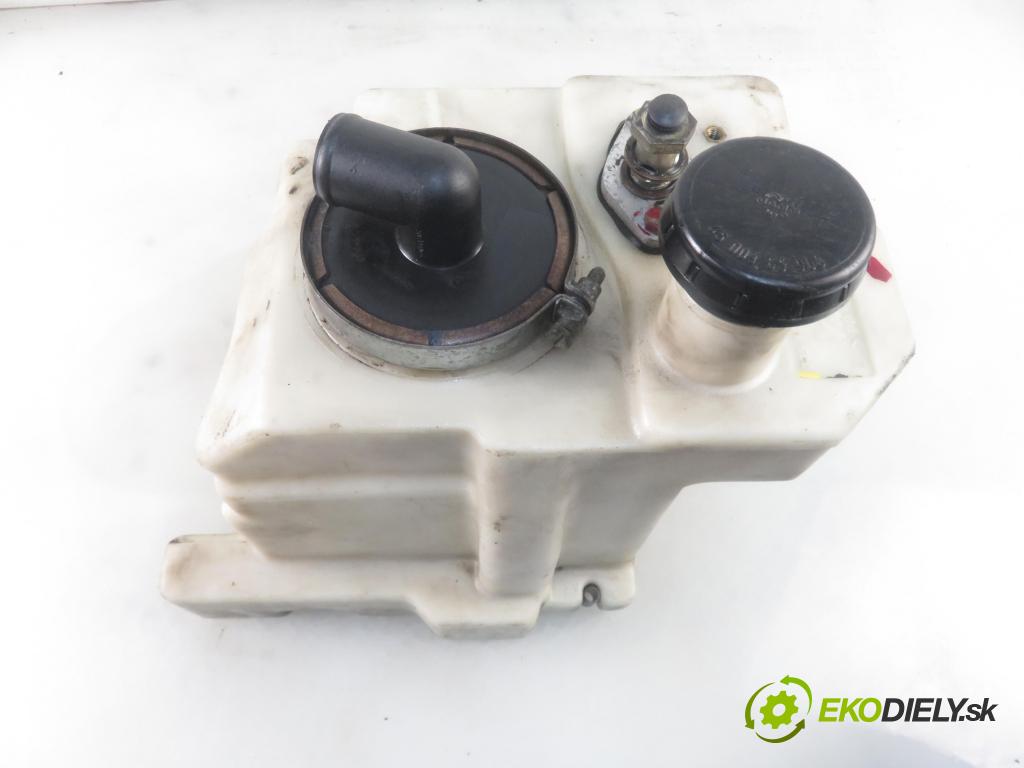 LINDE E18P WÓZEK WYSOKIEGO SKŁADOWANIA 2004 8,00 LINDE 0,00 Nádržka KOMPENZAČNÉ: hydrauliky 3354220005