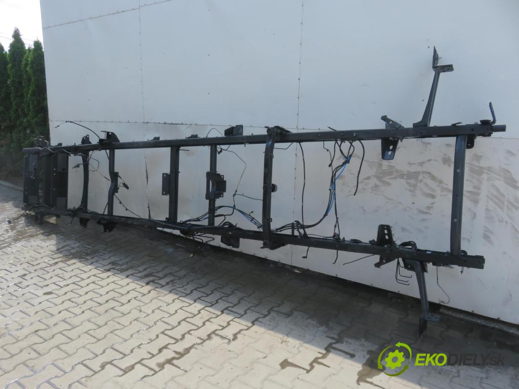 IVECO DAILY VI Furgon FURGON 2020 100,00 3.0 NaturalPower 136 - F1CFA401C 2998,00 RAM: