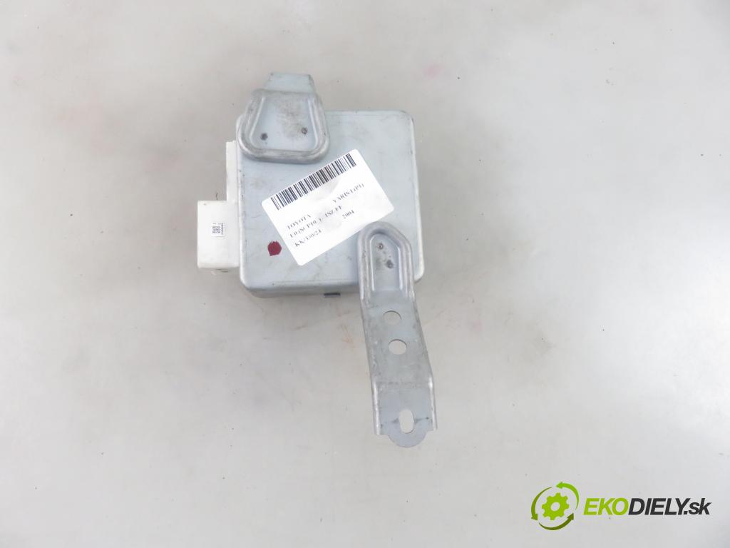 TOYOTA YARIS (_P1_) HB 2004 50,00 1.0 VVT- i 68 - 1SZ-FE 998,00 řídící jednotka servočerpadlo 896500D030 ; 6900000565 ; 1129000650 (Řídící jednotky)