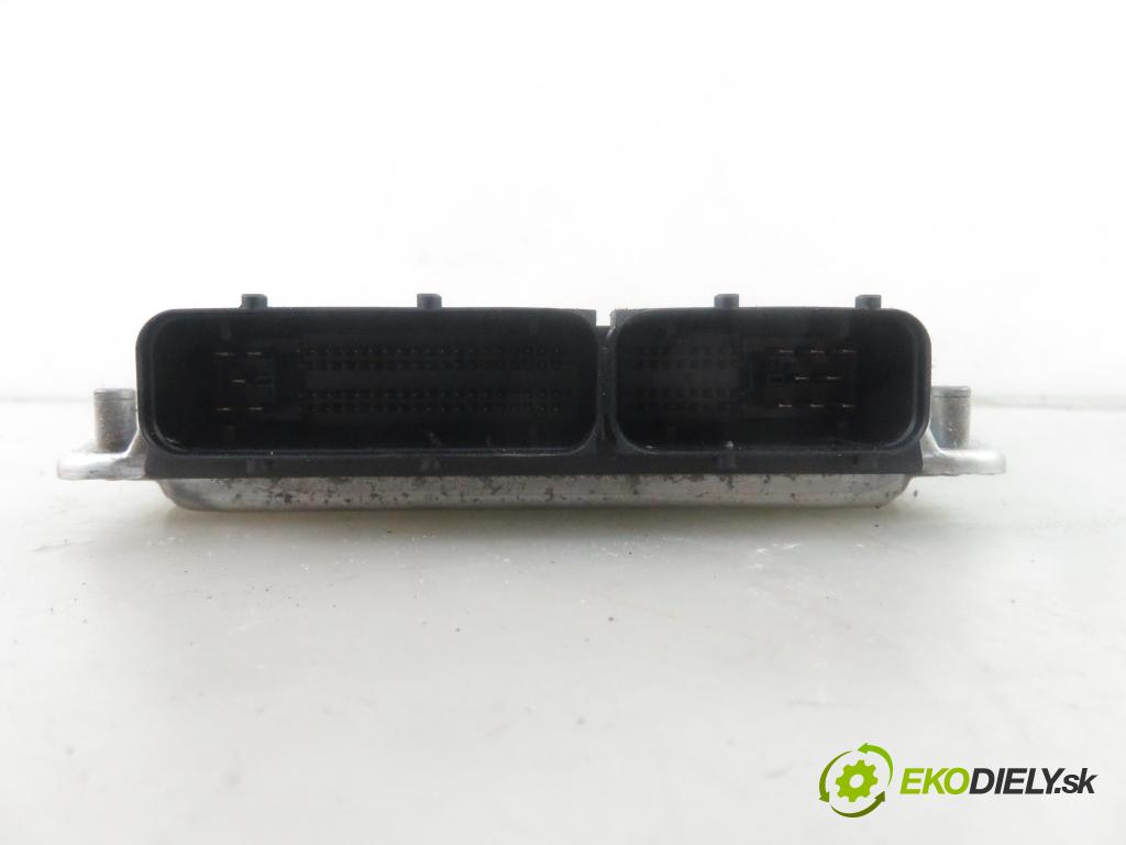 VW TOURAN (1T1, 1T2) MINIVAN 2009 80,00 2.0 EcoFuel - BSX 1984,00 Riadiaca jednotka Motor 06G906022E ; 0261S04651