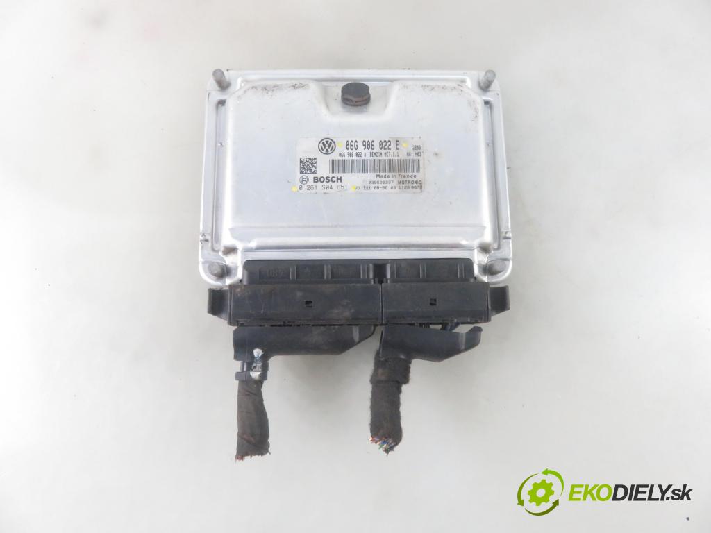 VW TOURAN (1T1, 1T2) MINIVAN 2009 80,00 2.0 EcoFuel - BSX 1984,00 Riadiaca jednotka Motor 06G906022E ; 0261S04651