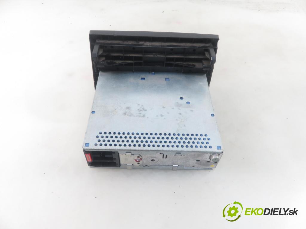 SUBARU JUSTY III (G3X) HB 2003 79,00 1.5 AWD - 99 M15A 1490,00 RADIO CD 3910186G10