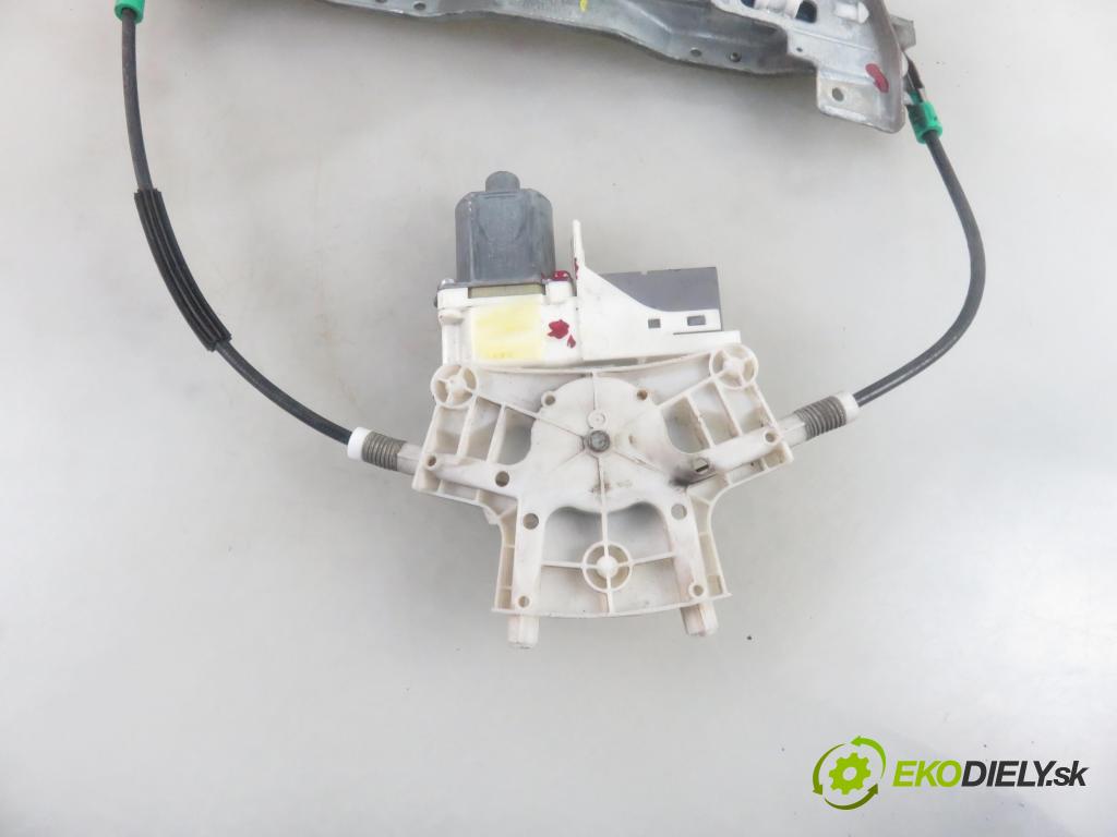 PEUGEOT 407 (6D_) SEDAN 2005 103,00 2.0 16V  1997,00 mechanismus oken LTE 9644893780