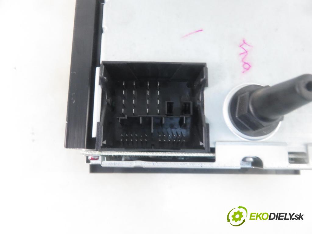 FORD MONDEO III Turnier (BWY) KOMBI 2003 92,00 1.8 16V - CHBA 1798,00 RADIO CD 5S7T18C815AB