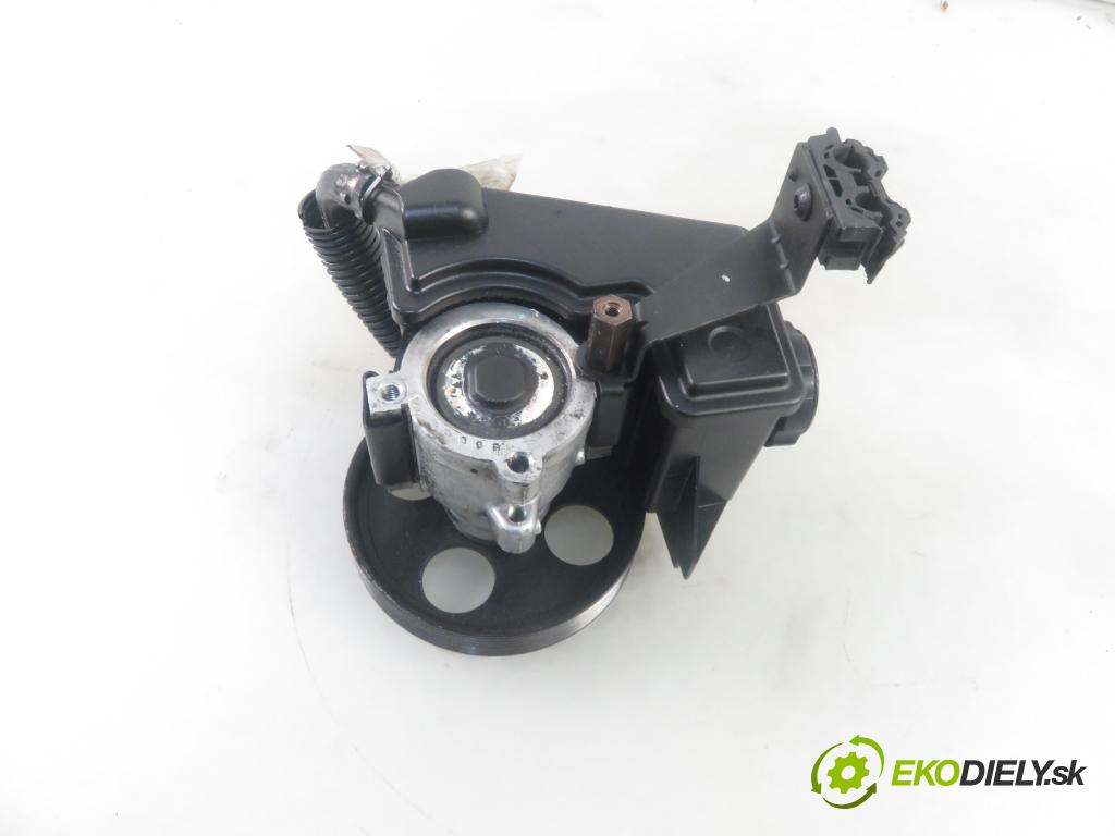 PEUGEOT 206 liftback (2A/C) HB 2000 55,00 1.4 75 - KFW 1360,00 Pumpa servočerpadlo 9631411580 (Servočerpadlá, pumpy riadenia)