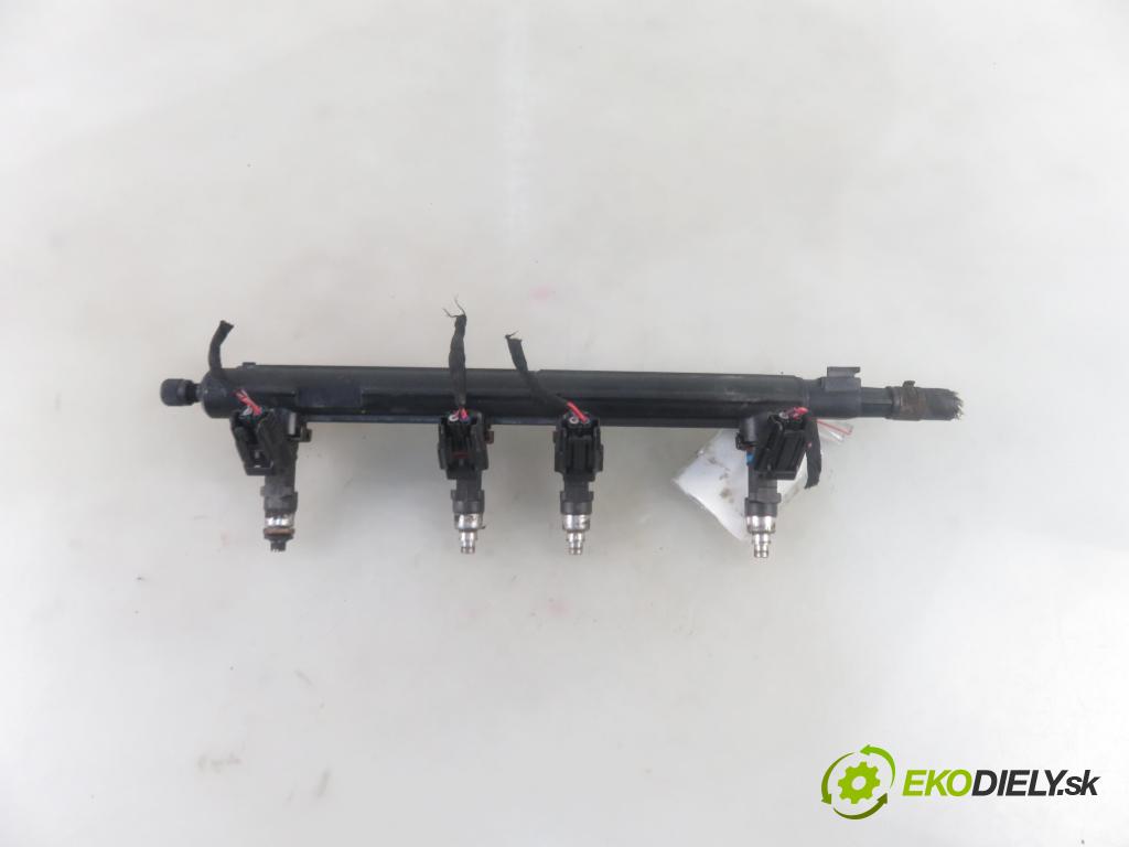 VW TOURAN (1T1, 1T2) MINIVAN 2009 80,00 2.0 EcoFuel - BSX 1984,00 Lišta vstrekovacia 06A906031CE ; 0280158071 ; 06A133317AN (Vstrekovacie lišty)