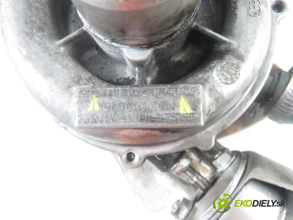 PEUGEOT 307 SW (3H) KOMBI 2004 80,00 1.6 HDI 110 - 9HZ (DV6TED4) 1560,00 RYCHLONABÍJEČKA: 9660641380 (Turbodúchadla (kompletní))