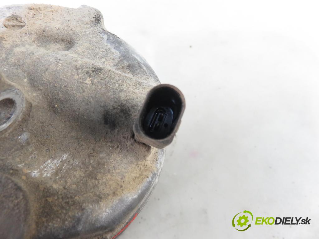 VW TOURAN (1T1, 1T2) MINIVAN 2009 80,00 2.0 EcoFuel - BSX 1984,00 KOMPRESOR: klimatizace 1K0820859M (Kompresory)