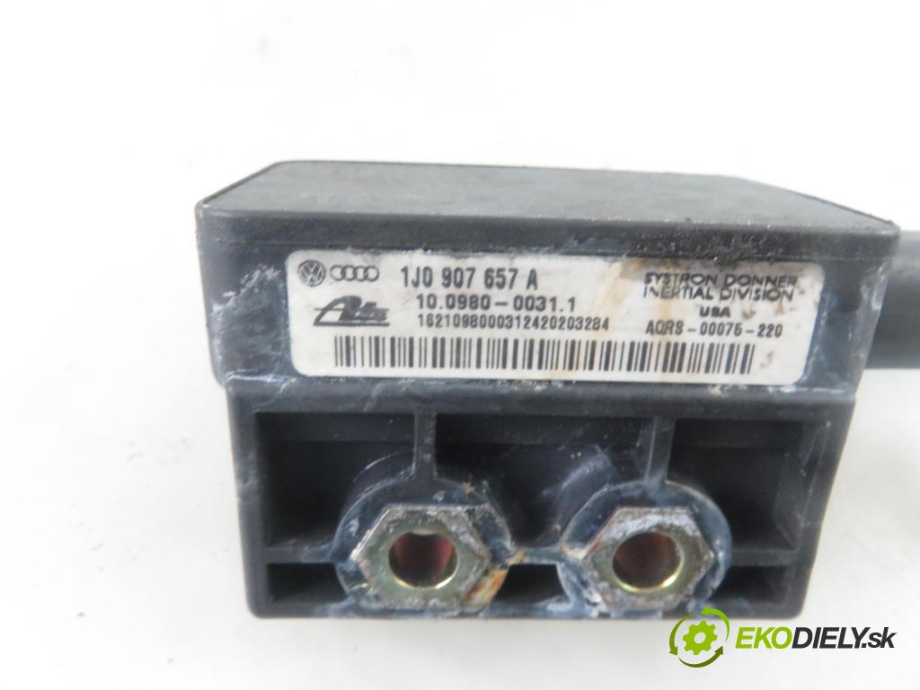 VW SHARAN (7M8, 7M9, 7M6) MINIVAN 2003 85,00 1.9 TDI PD 115 - AUY 1896,00 snímač ESP 7M3907637 ; YM212C184AA