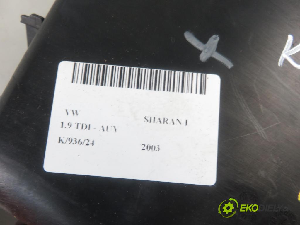 VW SHARAN (7M8, 7M9, 7M6) MINIVAN 2003 85,00 1.9 TDI PD 115 - AUY 1896,00 Priehradka, kastlík 7M3858337B