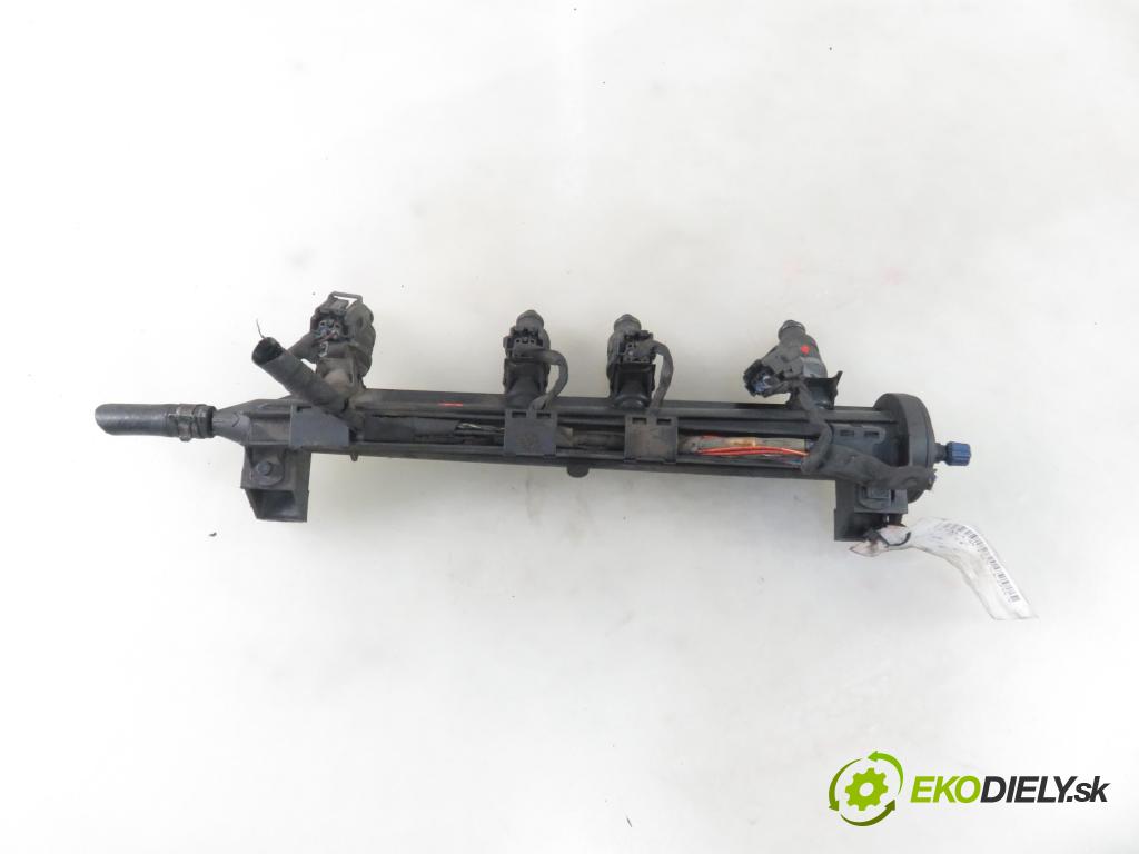 VW GOLF V (1K1) HB 2009 75,00 1.6 - BSE 1595,00 Lišta vstrekovacia 06A133317AS ; 06A906031BT (Vstrekovacie lišty)