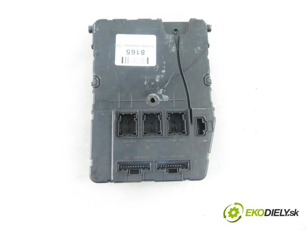 RENAULT SCENIC II (JM0/1_) MINIVAN 2005 74,00 1.5 dCi 101 - K9K 728 1461,00 MODUL BSI 8200351185 ; S118400920C