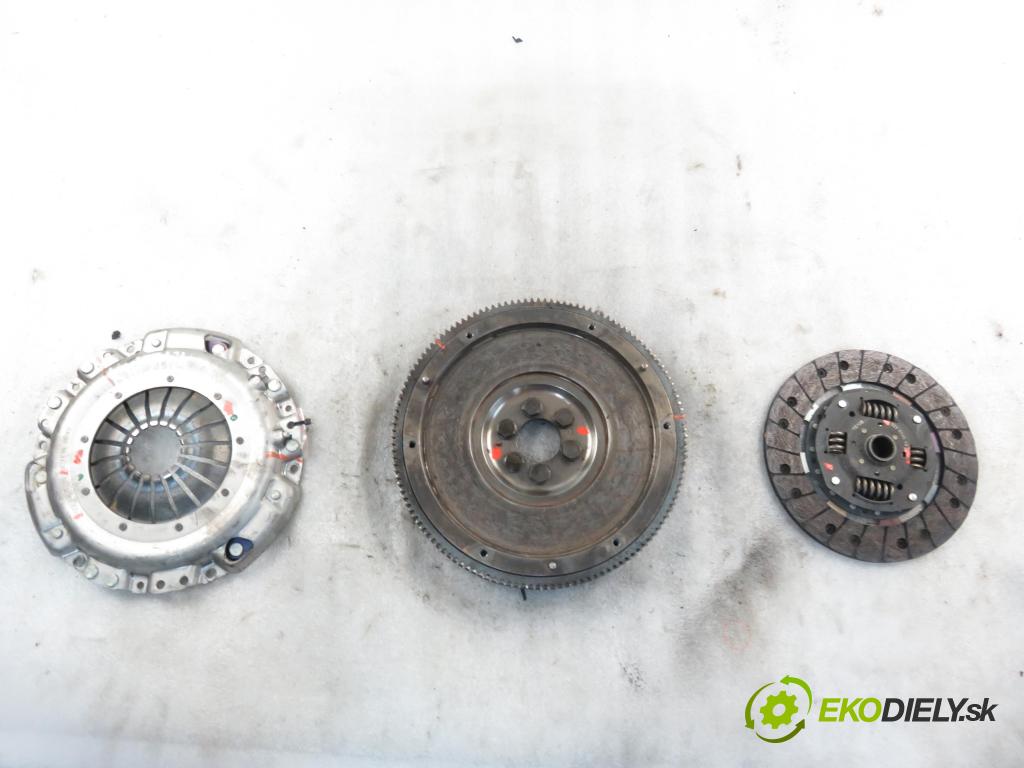 VW BORA (1J2) SEDAN 2000 85,00 2 - APK 1984,00 Koleso zotrvačník 122022510 ; 322028510 ; 068105271F