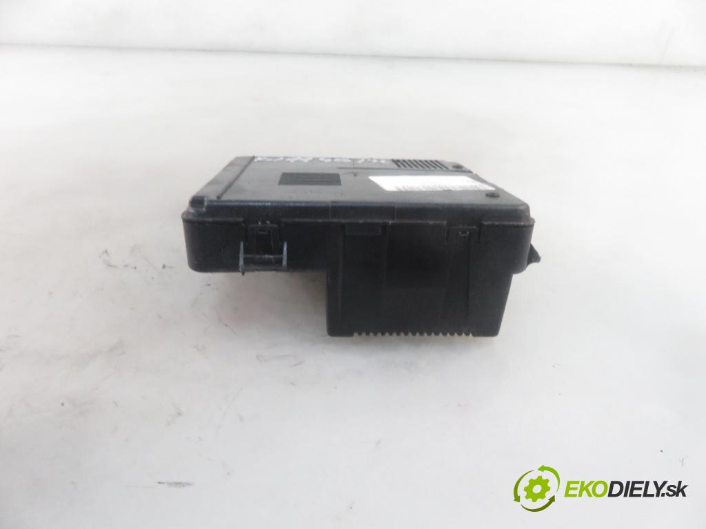 RENAULT SCENIC II (JM0/1_) MINIVAN 2005 74,00 1.5 dCi 101 - K9K 728 1461,00 MODUL BSI 8200306032B ; A118399200E