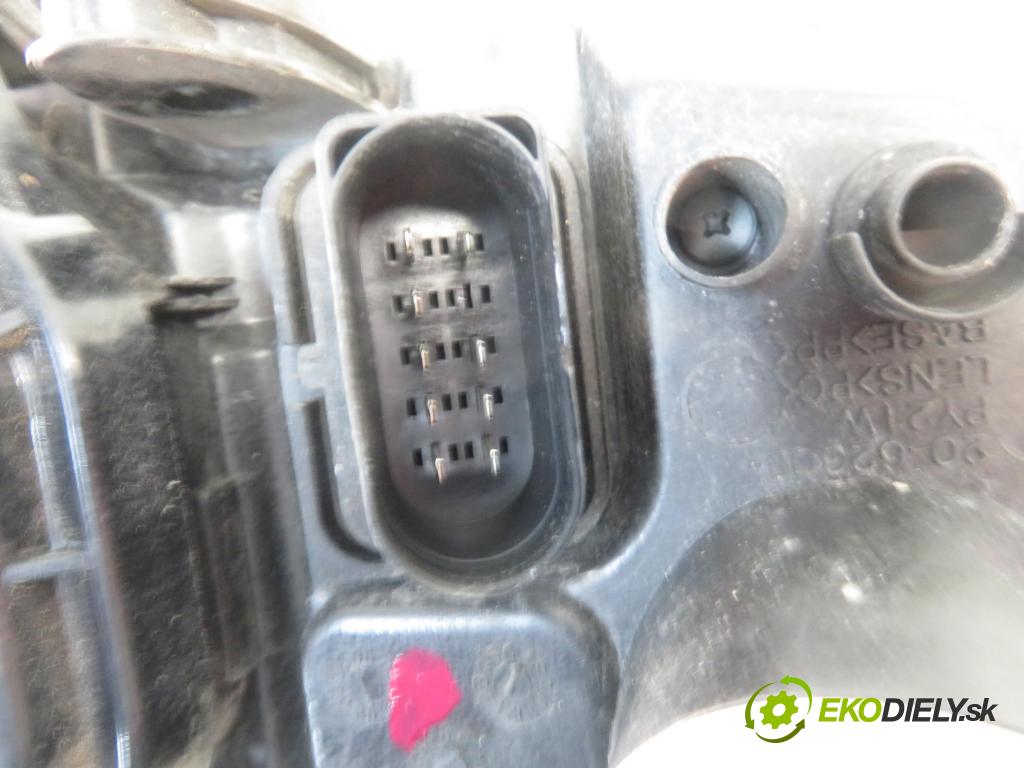 SKODA FABIA I (6Y2) HB 2003 47,00 1.2 - AZQ 1198,00 Svetlo LP
