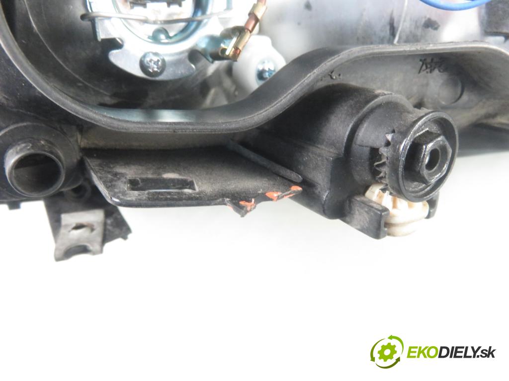 SKODA FABIA I (6Y2) HB 2003 47,00 1.2 - AZQ 1198,00 Svetlo LP