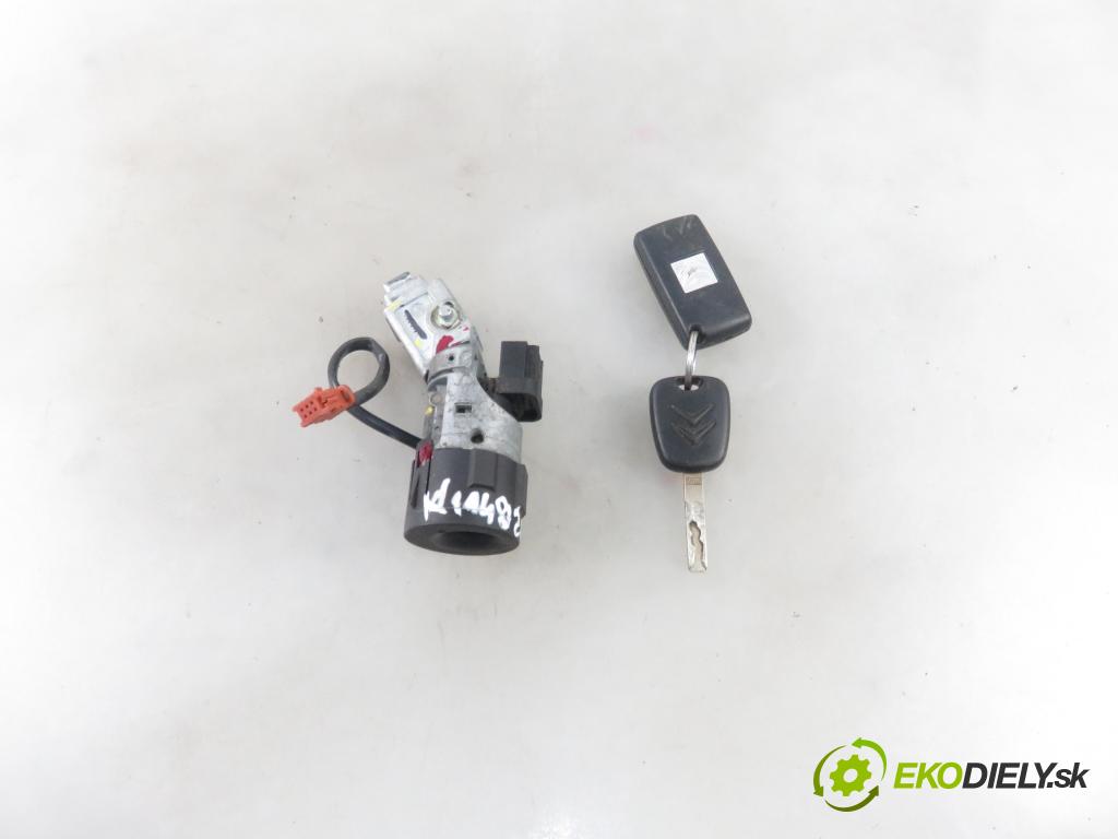 CITROEN C3 I (FC_) HB 2002 50,00 1.4 HDi - 8HZ (DV4TD) 1398,00 spínačka N0502073 ; N0502455 ; 9648445180 (Spínací skříňka)