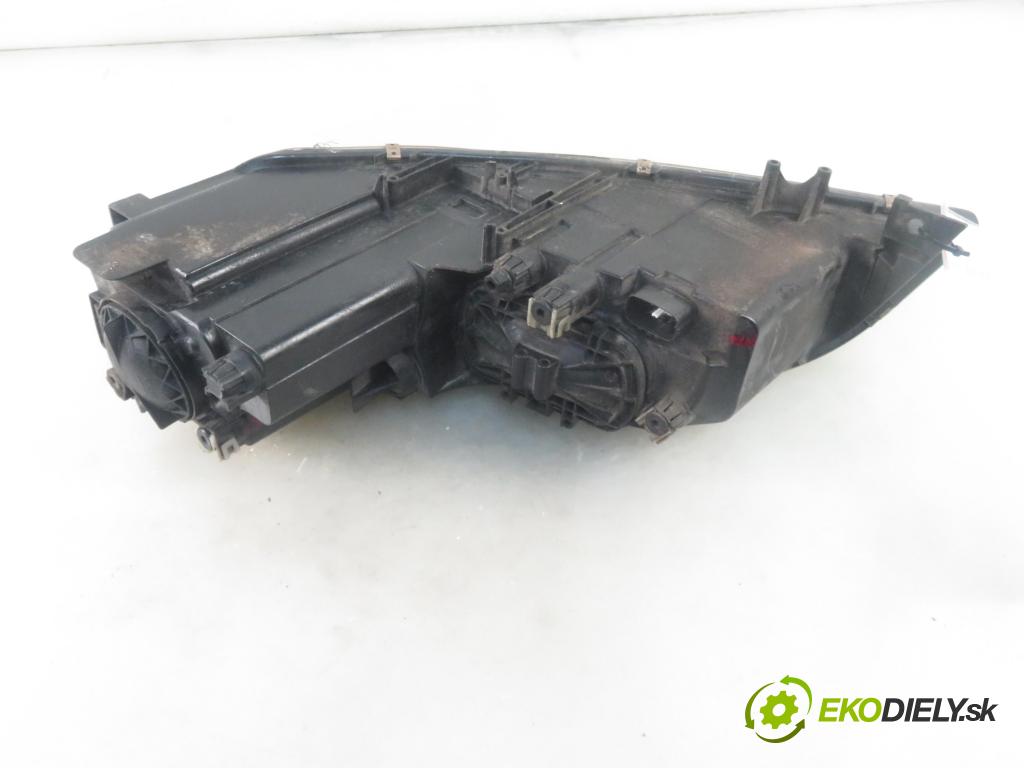 MAZDA 6 Station Wagon (GY) KOMBI 2007 105,00 2.0 DI 143 - RF7J 1998,00 Svetlo PP