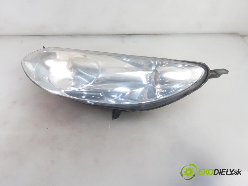 PEUGEOT 407 (6D_) SEDAN 2004 100,00 2.0 HDi 135 - RHR 1997,00 Svetlo LP 0301213271 ; 9641944280