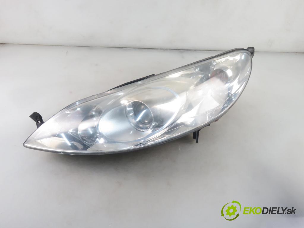 PEUGEOT 407 (6D_) SEDAN 2004 100,00 2.0 HDi 135 - RHR 1997,00 Svetlo LP 0301213271 ; 9641944280