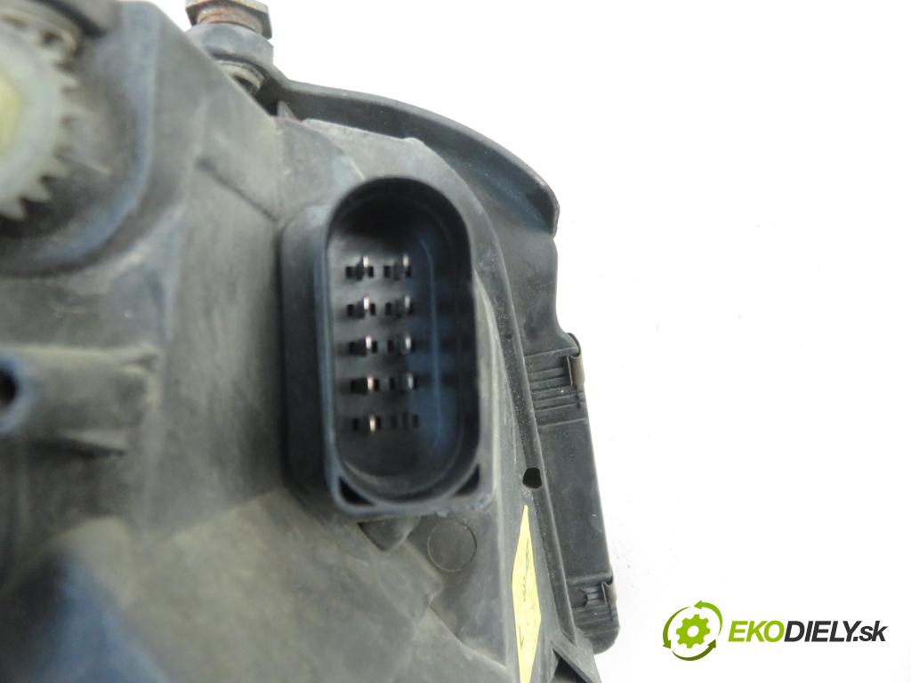VW SHARAN (7M8, 7M9, 7M6) MINIVAN 2003 110,00 1.8 T 20V - AWC 1781,00 Svetlo LP 0301182201 ; 7M3941015D