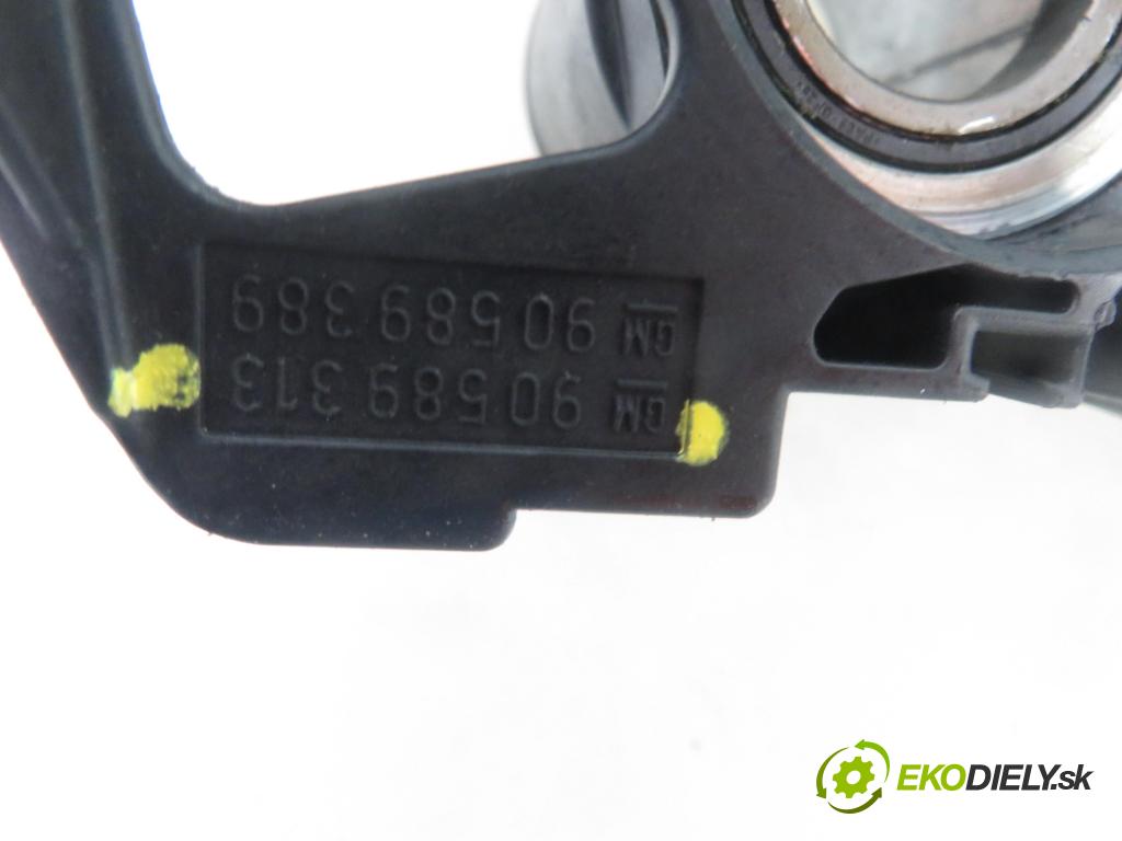 OPEL ZAFIRA A Nadwozie Wielkopojemne (MPV) (T98)  MINIVAN 2002 92,00 1.8 16V 125 - Z 18 XE 1796,00 spinačka 90589313 ; 24445098 (Spínacie skrinky a kľúče)