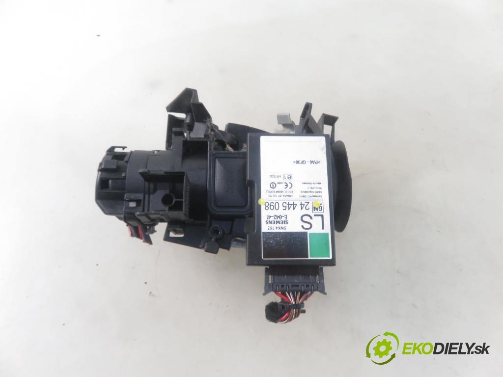 OPEL ZAFIRA A Nadwozie Wielkopojemne (MPV) (T98)  MINIVAN 2002 92,00 1.8 16V 125 - Z 18 XE 1796,00 spinačka 90589313 ; 24445098 (Spínacie skrinky a kľúče)