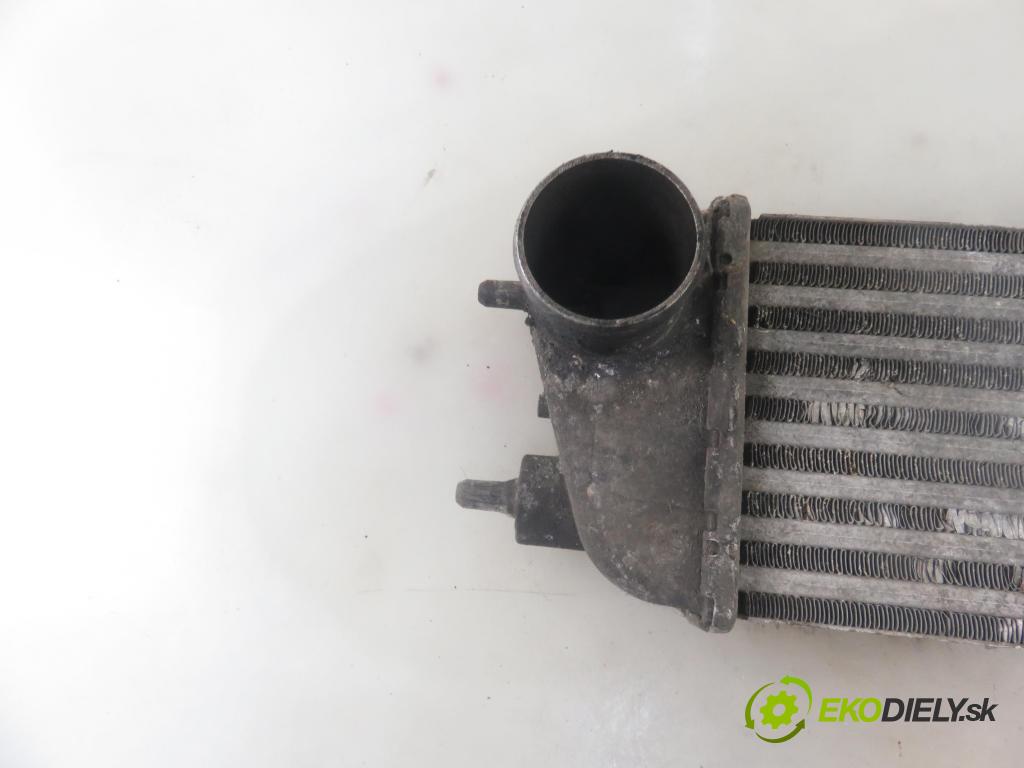 KIA CEE'D SW (ED) KOMBI 2008 0,00 1.6 CRDi 115 - D4FB 1582,00 chladič intercooler 282702A610