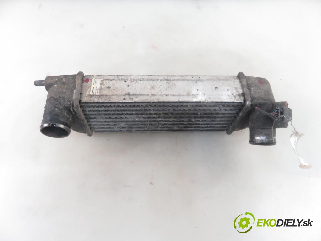 KIA CEE'D SW (ED) KOMBI 2008 0,00 1.6 CRDi 115 - D4FB 1582,00 chladič intercooler 282702A610