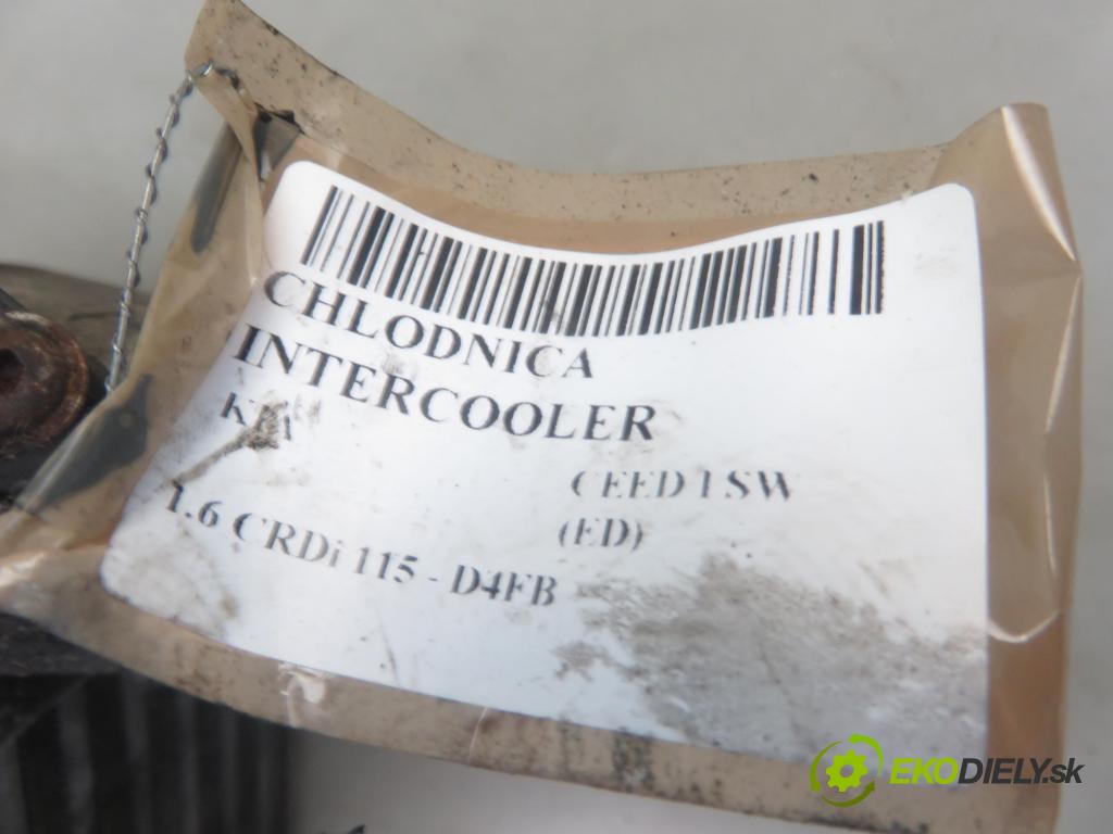 KIA CEE'D SW (ED) KOMBI 2008 0,00 1.6 CRDi 115 - D4FB 1582,00 chladič intercooler 282702A610