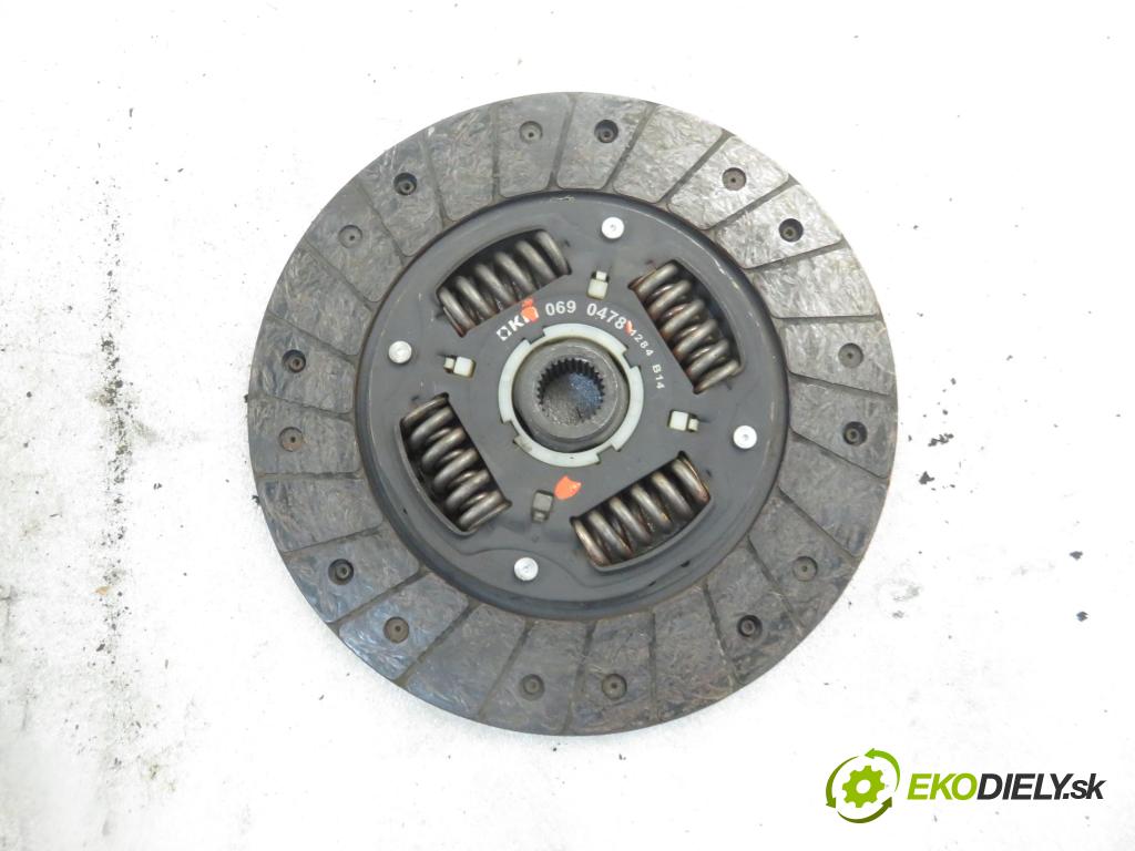 VW BORA Variant (1J6) KOMBI 2002 74,00 1.9 TDI - AXR 1896,00 Koleso zotrvačník 045141025A ; 0690478 ; 037105273C