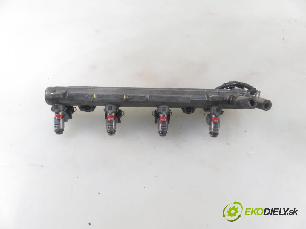 VW GOLF IV (1J1) HB 1998 55,00 1.4 16V 75 - AKQ 1390,00 Lišta vstrekovacia 036133319B ; 036031C ; IWP058 (Vstrekovacie lišty)