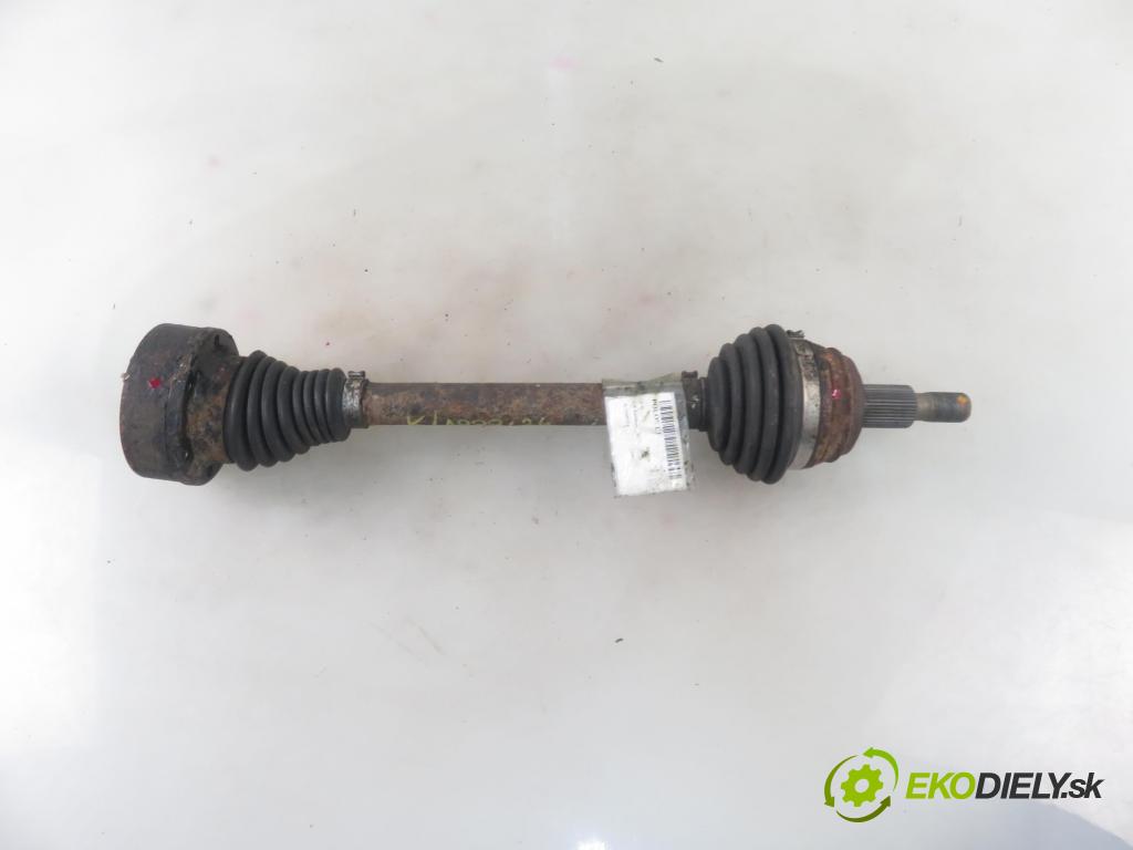 VW BORA (1J2) SEDAN 2000 92,00 1.8 4motion - AGN 1781,00 Poloos LT