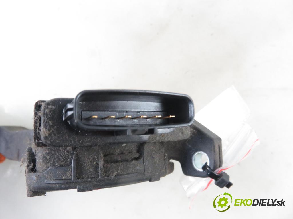 SUZUKI SWIFT IV (FZ, NZ) HB 2012 0,00 1.2 - K12M 1197,00 Potenciometer plynu 4940068L51 ; 6PV00907409 (Pedále)