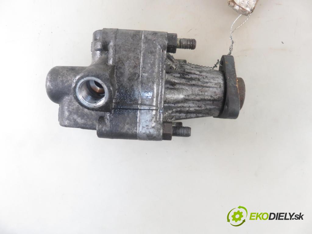 AUDI 80 Avant (8C, B4) KOMBI 1994 74,00 1.6 E - ADA 1595,00 Pumpa servočerpadlo 7681955186 ; 050145155A (Servočerpadlá, pumpy riadenia)