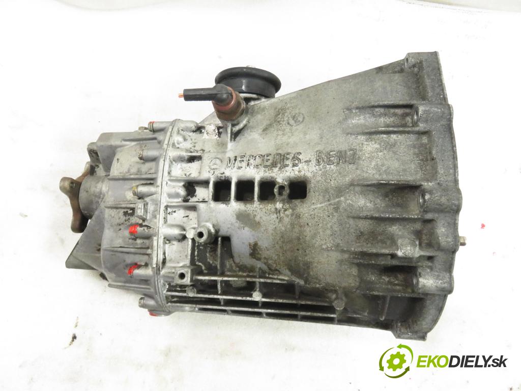 MERCEDES-BENZ SPRINTER 3-t Platforma / Podwozie (903) KABINA/PLATFORMA 1998 0,00 308 D 2.3 - OM 601.943 2299,00 Prevodovka MANUALNA 711603 ; G165