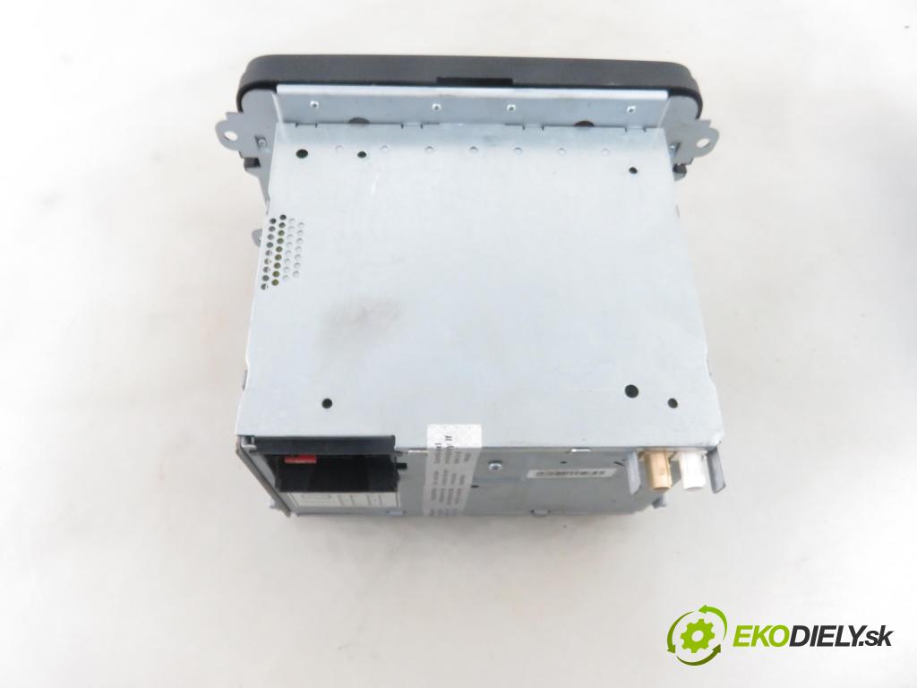 FORD FOCUS II (DA_, HCP) HB 2011 66,00 1.6 TDCi - GPDA 1560,00 RADIO CD 7M5T18C815BC