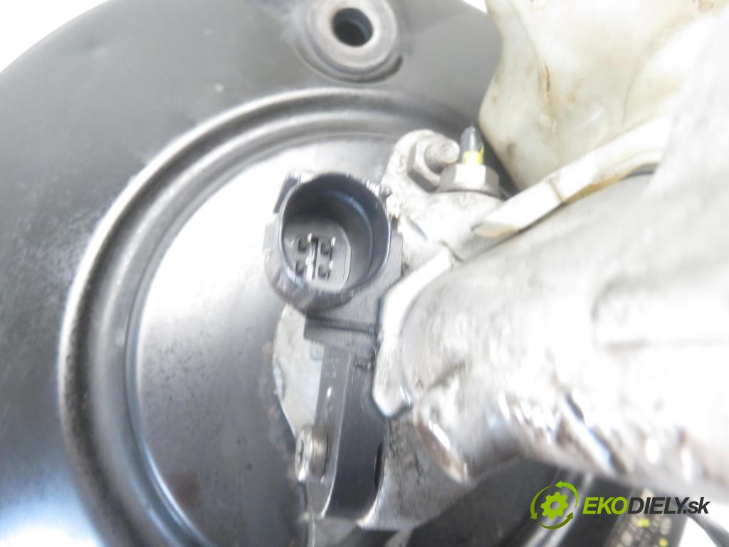SKODA OCTAVIA II Combi (1Z5) KOMBI 2006 77,00 1.9 TDI - BKC 1896,00 Posilovač 1K1614105AN ; 03786475034 (Servočerpadlá, pumpy riadenia)