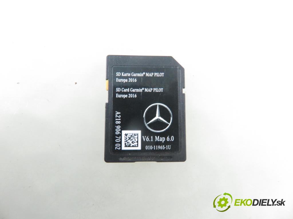 MERCEDES-BENZ CLA Shooting Brake (X117) KOMBI 2016 80,00 CLA 180 d (117.912) - OM 607.951 (K9K) 1461,00 RADIO CD 2469007818 ; 2469011106 ; 2469026903