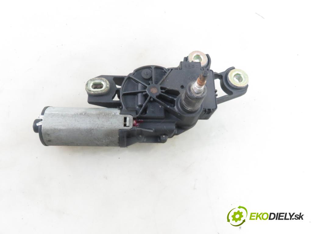 SEAT IBIZA III (6L1) HB 2002 55,00 1.4 TDI 75 - AMF 1422,00 motorek stěrače ZADNÍ: 6L6955711