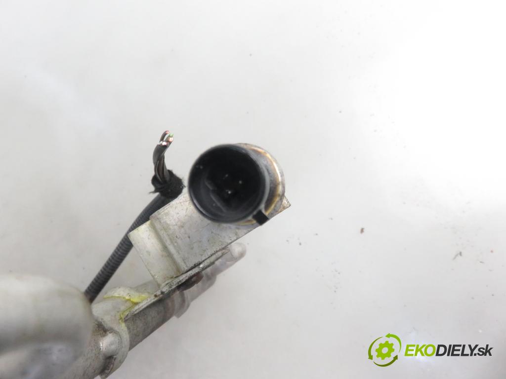 OPEL ASTRA H (A04) HB 2004 77,00 1.6 - Z 16 XEP 1598,00 chladič klimatizácie  (Chladiče klimatizácie)