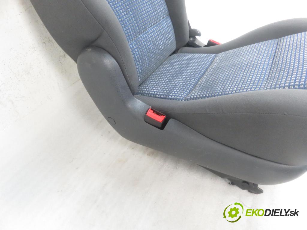 VW SHARAN (7M8, 7M9, 7M6) MINIVAN 2003 110,00 1.8 T 20V - AWC 1781,00 Sedadlo 2 rad STREDNÝ: