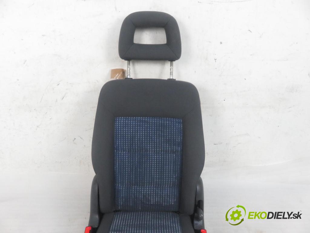 VW SHARAN (7M8, 7M9, 7M6) MINIVAN 2003 110,00 1.8 T 20V - AWC 1781,00 Sedadlo 2 rad STREDNÝ: