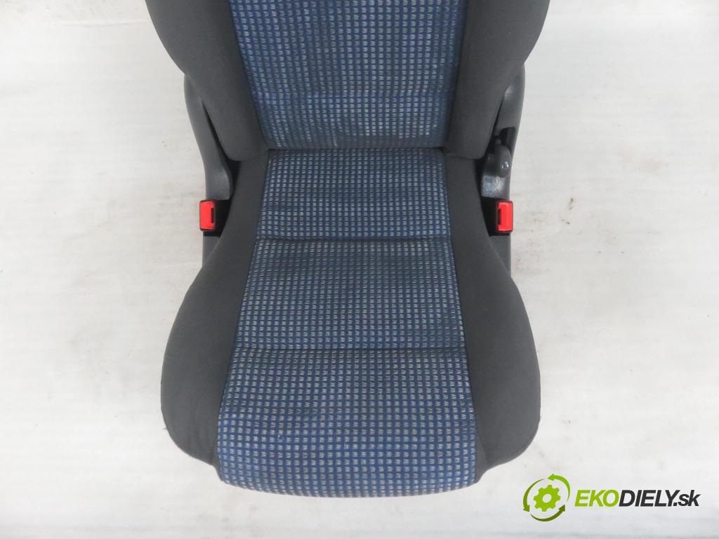 VW SHARAN (7M8, 7M9, 7M6) MINIVAN 2003 110,00 1.8 T 20V - AWC 1781,00 Sedadlo 2 rad STREDNÝ: