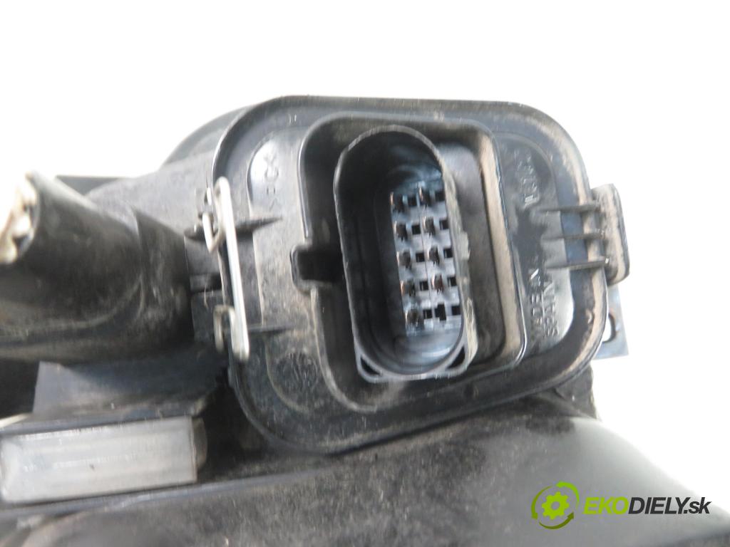 VW GOLF IV (1J1) HB 1998 55,00 1.4 16V 75 - AKQ 1390,00 Svetlo LP 1J1941015B